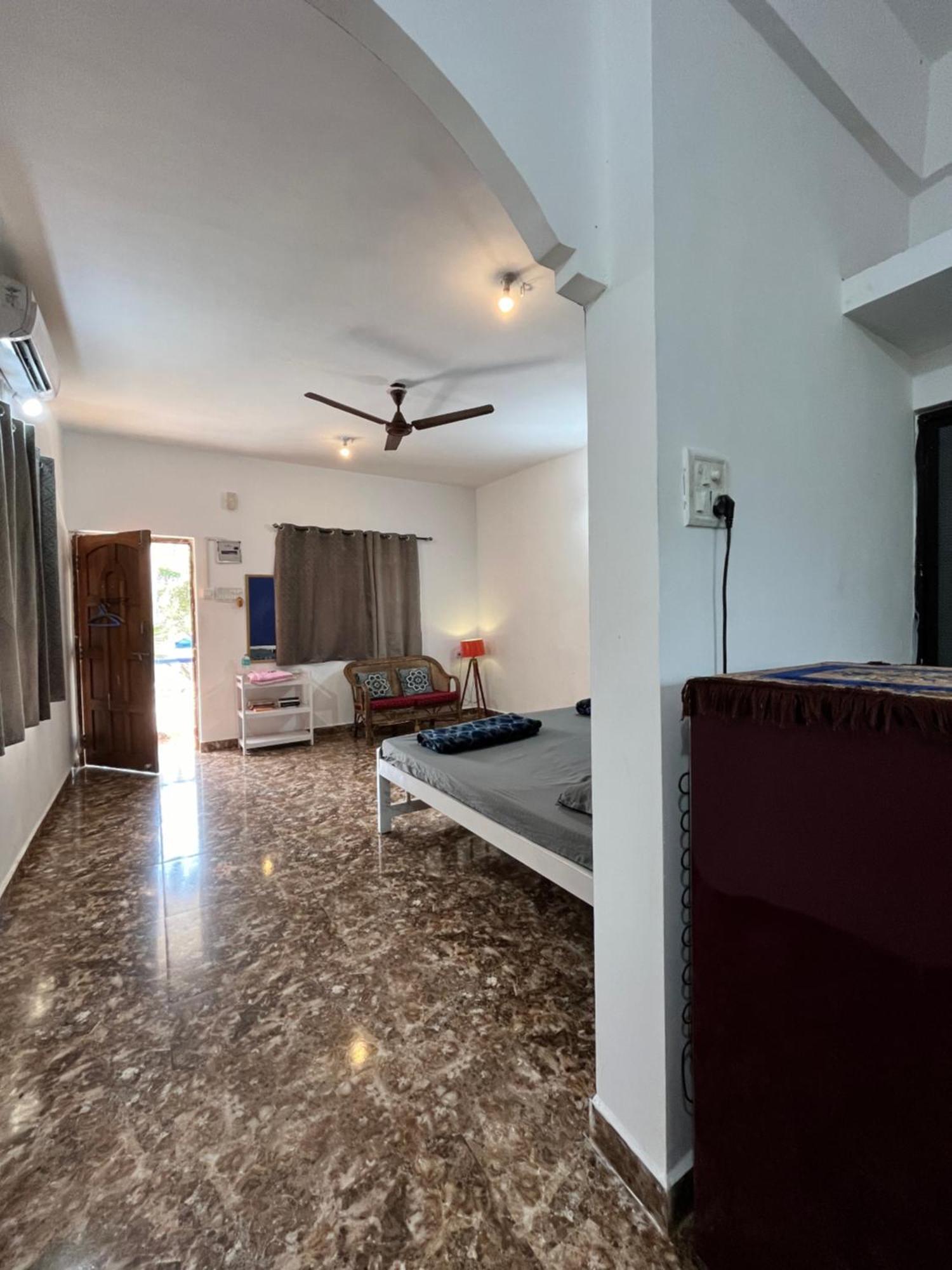 Coco Inn Goa Candolim Exterior foto